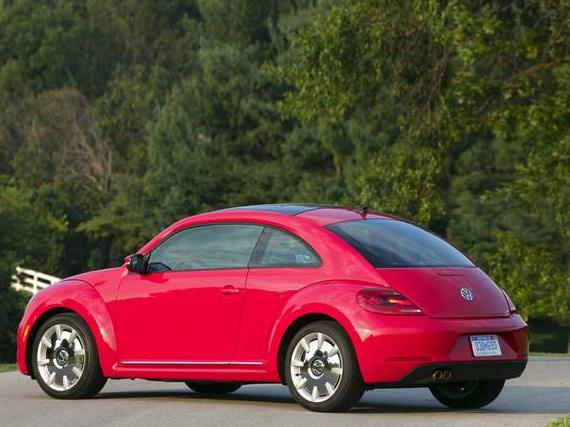 VOLKSWAGEN BEETLE 2012 3VWJX7AT0CM659163 image