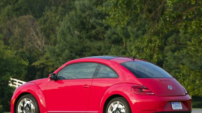 VOLKSWAGEN BEETLE 2013 3VWJP7AT0DM686588 image