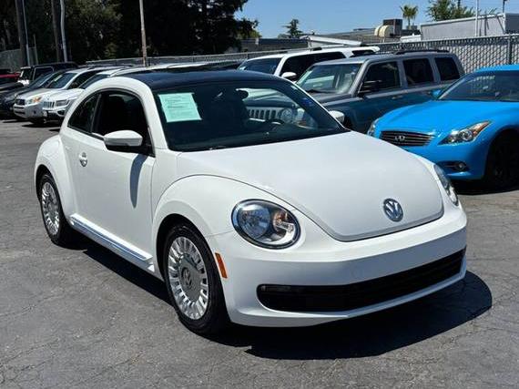 VOLKSWAGEN BEETLE 2014 3VWJP7AT2EM613448 image