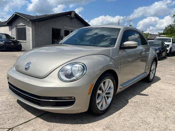 VOLKSWAGEN BEETLE 2014 3VWJL7AT8EM645395 image
