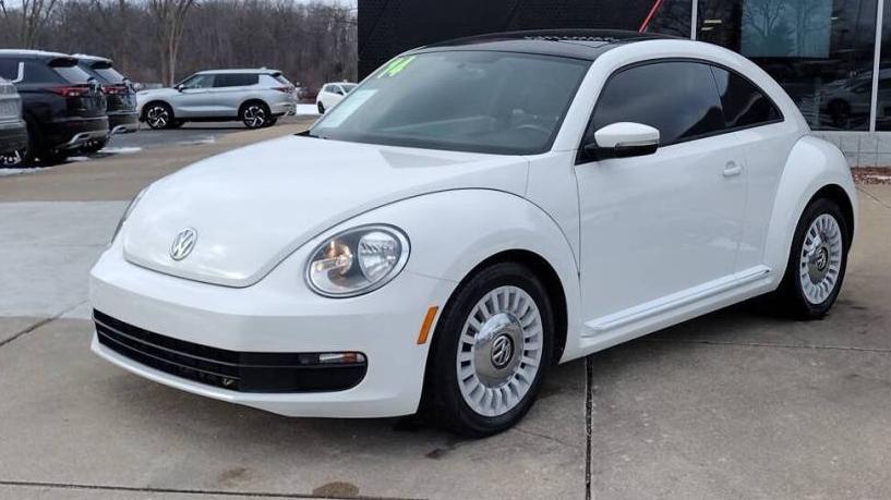 VOLKSWAGEN BEETLE 2014 3VWJP7AT6EM615509 image