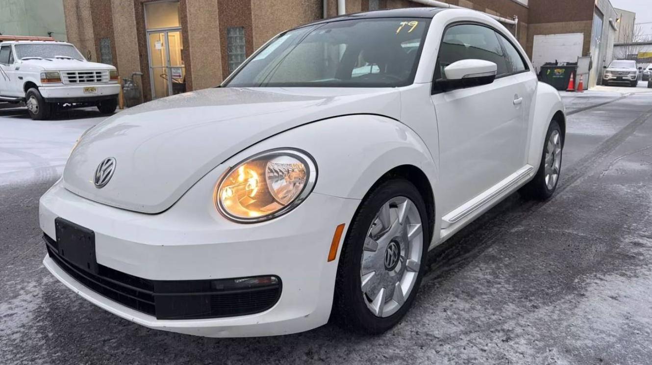 VOLKSWAGEN BEETLE 2014 3VWJP7ATXEM611978 image