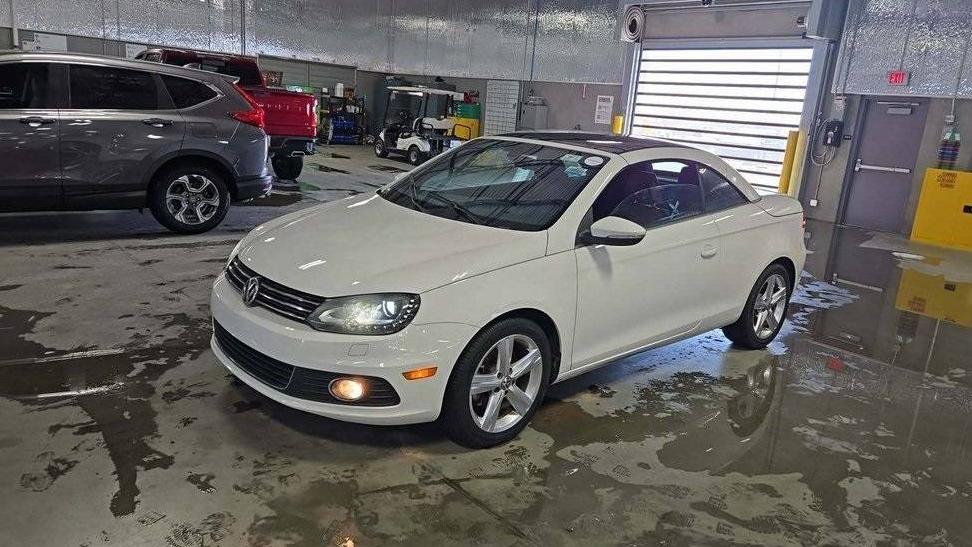 VOLKSWAGEN EOS 2012 WVWFW7AH1CV005155 image