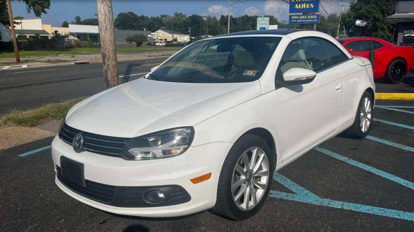 VOLKSWAGEN EOS 2015 WVWBW8AH1FV003057 image