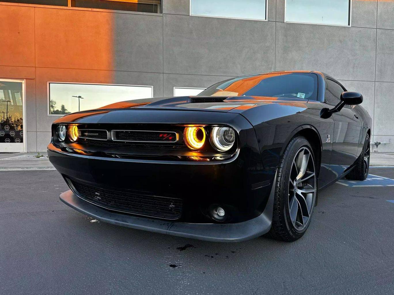 DODGE CHALLENGER 2016 2C3CDZFJ8GH275261 image