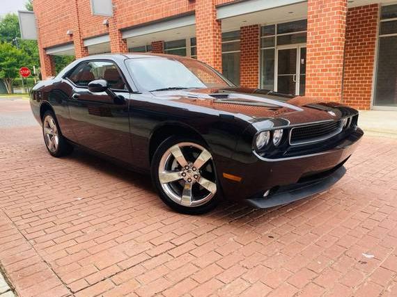 DODGE CHALLENGER 2009 2B3LJ54T69H525327 image