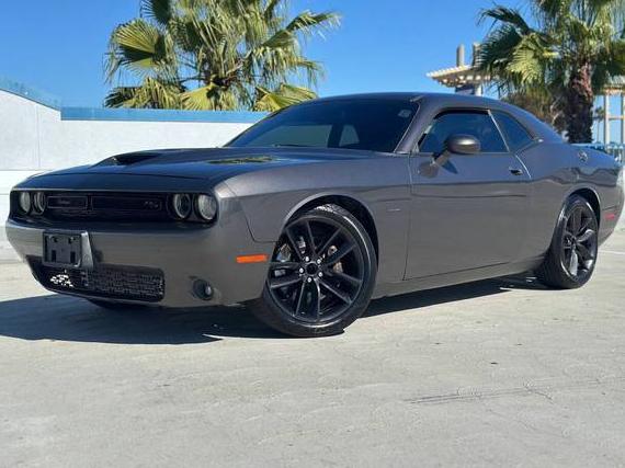 DODGE CHALLENGER 2019 2C3CDZBT4KH521920 image