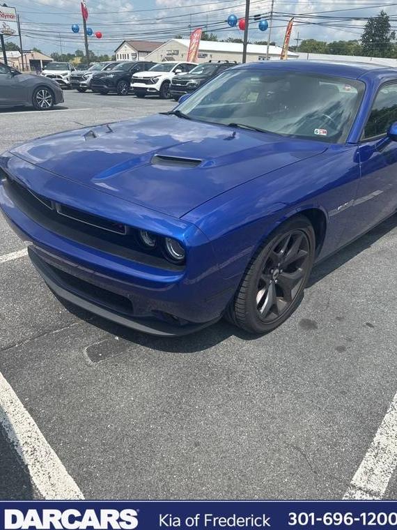 DODGE CHALLENGER 2018 2C3CDZBT2JH171430 image