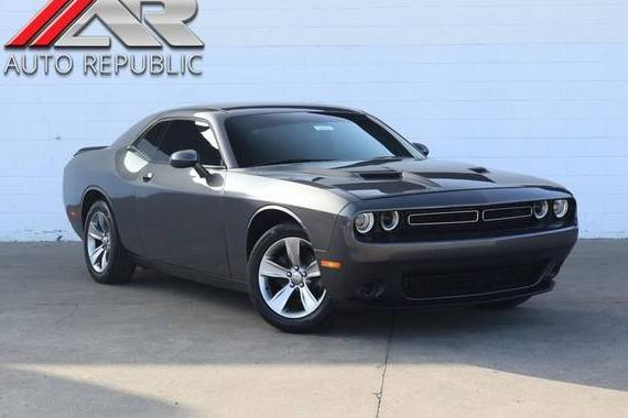 DODGE CHALLENGER 2018 2C3CDZAG2JH262783 image DODGE CHALLENGER 2018 2C3CDZAG2JH262783 image