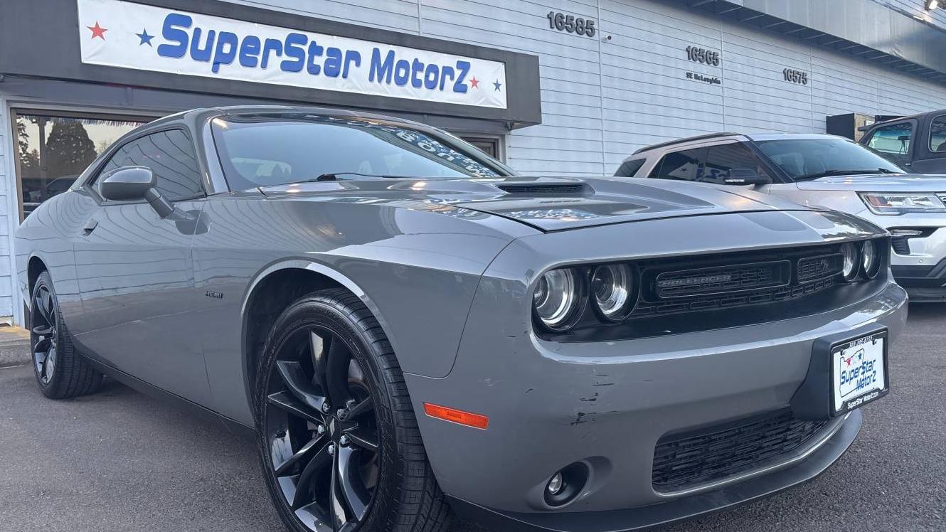 DODGE CHALLENGER 2018 2C3CDZBT3JH271357 image