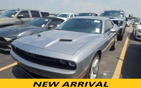 DODGE CHALLENGER 2018 2C3CDZBT8JH168743 image