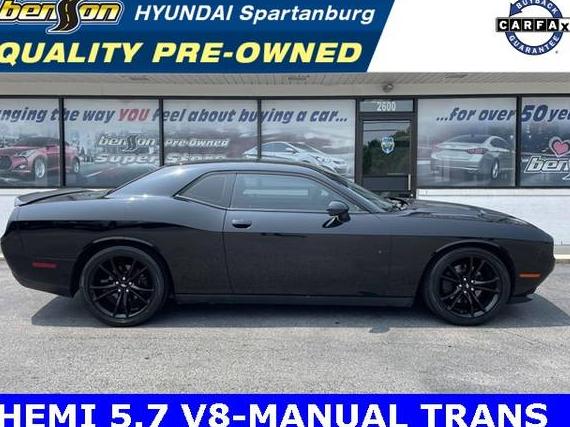 DODGE CHALLENGER 2018 2C3CDZBT1JH305411 image