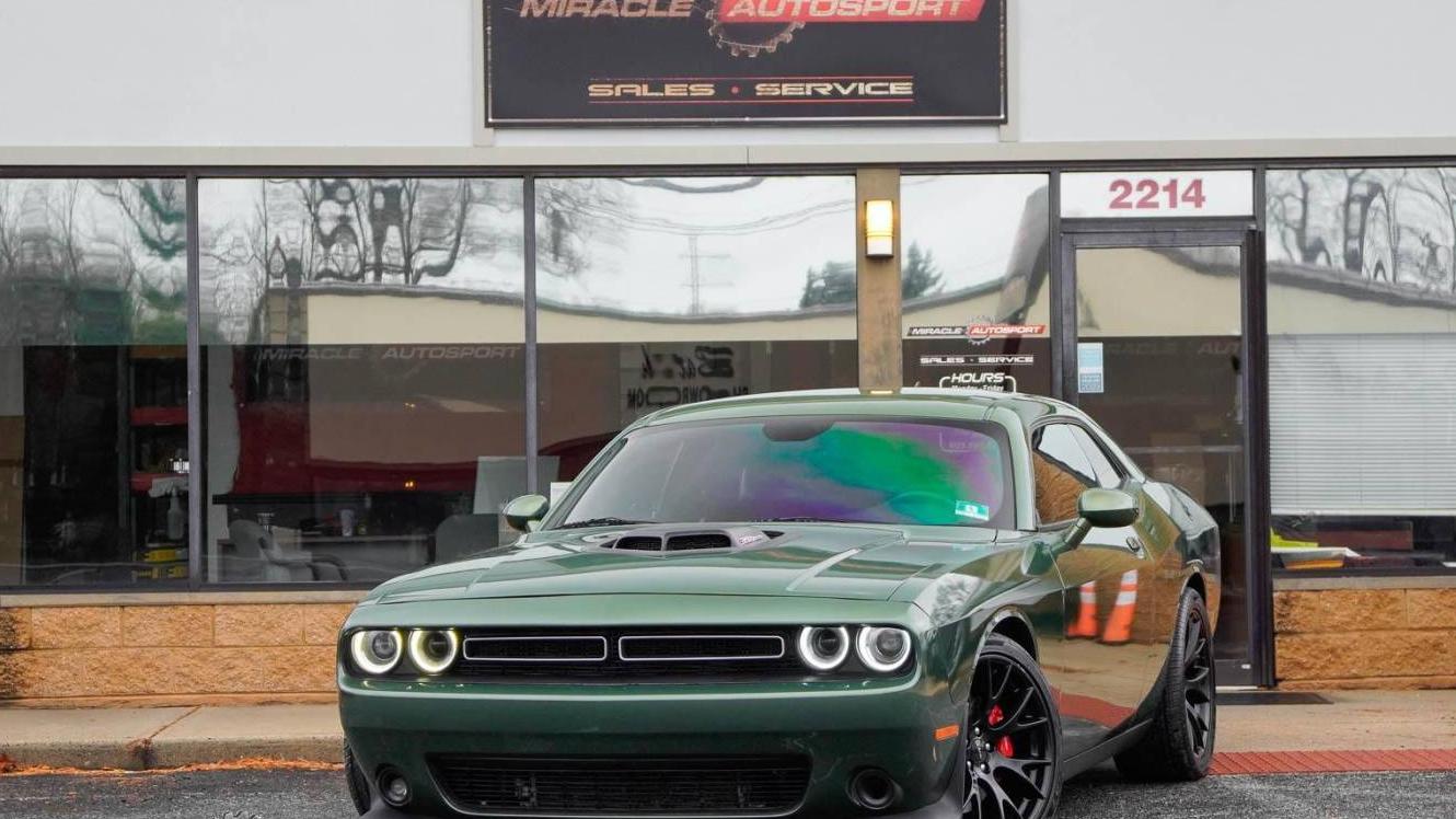 DODGE CHALLENGER 2018 2C3CDZFJ8JH192601 image