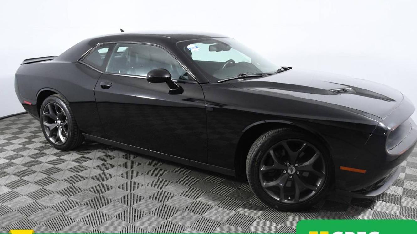 DODGE CHALLENGER 2018 2C3CDZBT1JH155459 image