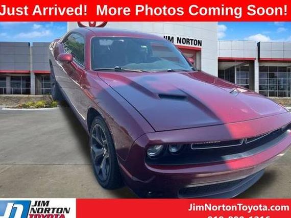 DODGE CHALLENGER 2018 2C3CDZAG2JH200090 image