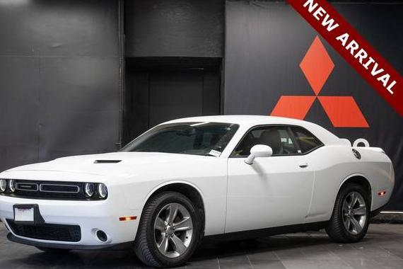 DODGE CHALLENGER 2018 2C3CDZAG1JH262869 image