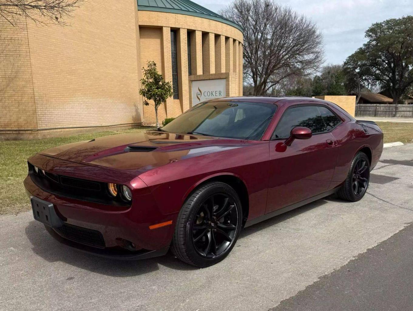 DODGE CHALLENGER 2018 2C3CDZAG0JH310233 image