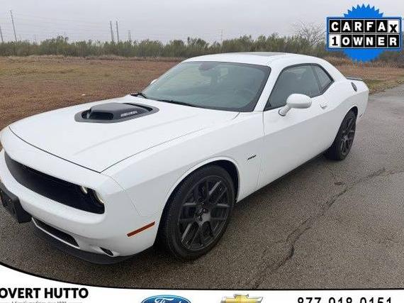 DODGE CHALLENGER 2018 2C3CDZBT7JH331348 image DODGE CHALLENGER 2018 2C3CDZBT7JH331348 image