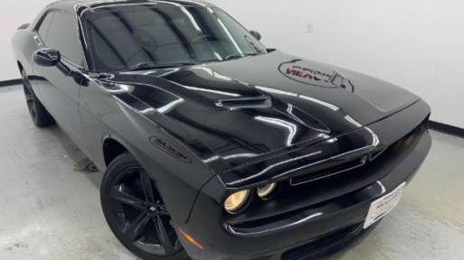 DODGE CHALLENGER 2018 2C3CDZBT0JH123926 image