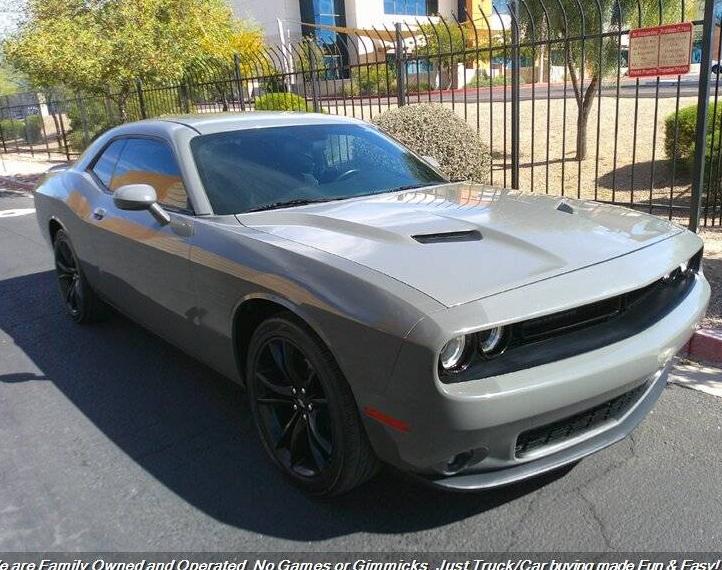 DODGE CHALLENGER 2018 2C3CDZAG6JH153257 image