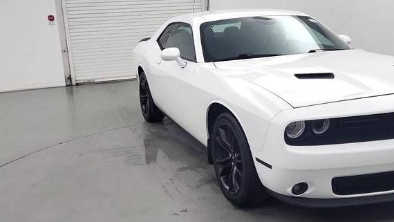 DODGE CHALLENGER 2018 2C3CDZAG2JH118389 image