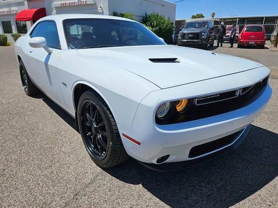 DODGE CHALLENGER 2018 2C3CDZBT5JH131181 image