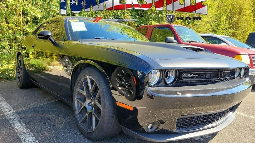 DODGE CHALLENGER 2018 2C3CDZBT4JH328097 image