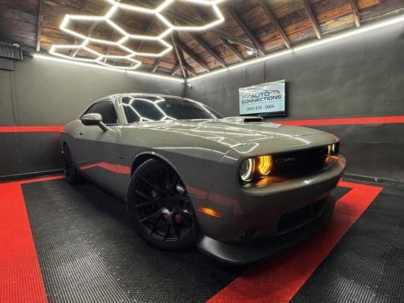 DODGE CHALLENGER 2018 2C3CDZBT8JH175367 image DODGE CHALLENGER 2018 2C3CDZBT8JH175367 image