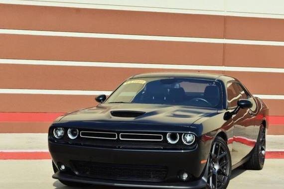 DODGE CHALLENGER 2021 2C3CDZBT4MH563815 image DODGE CHALLENGER 2021 2C3CDZBT4MH563815 image