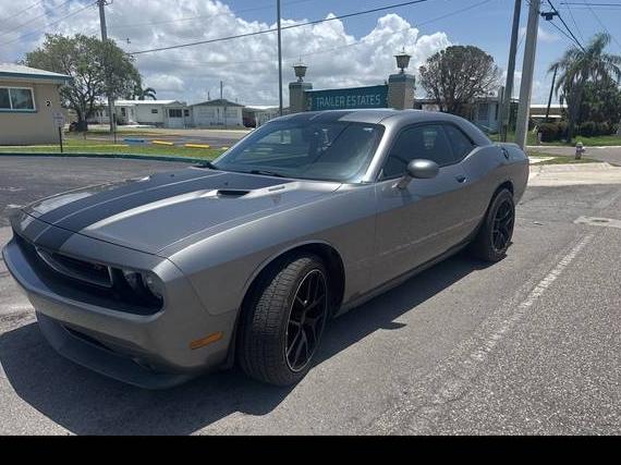 DODGE CHALLENGER 2012 2C3CDYBT7CH114699 image