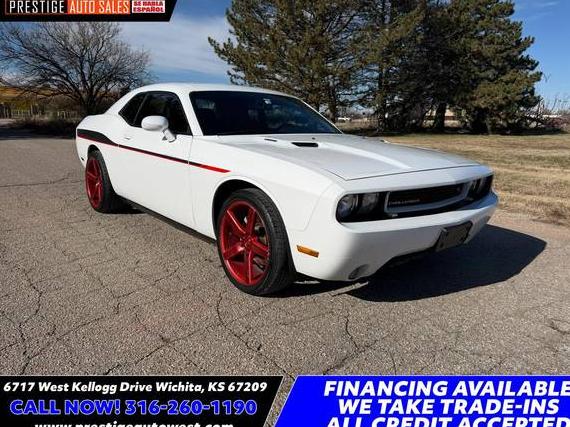 DODGE CHALLENGER 2013 2C3CDYBT6DH680824 image DODGE CHALLENGER 2013 2C3CDYBT6DH680824 image