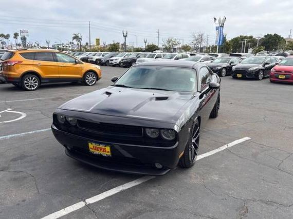 DODGE CHALLENGER 2013 2C3CDYBT6DH517879 image