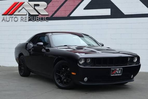 DODGE CHALLENGER 2014 2C3CDYBT2EH162078 image