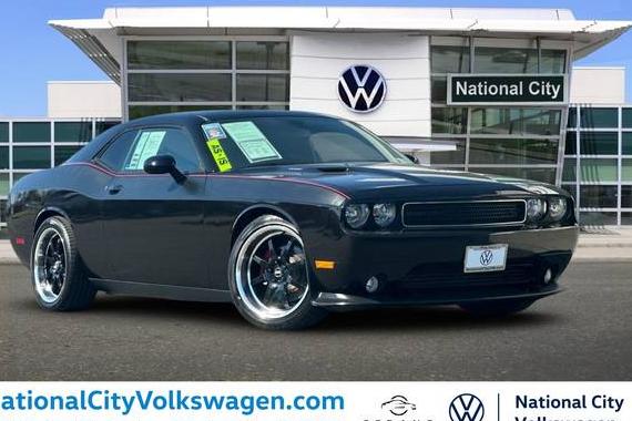 DODGE CHALLENGER 2014 2C3CDYBT8EH136763 image