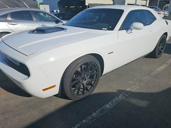 DODGE CHALLENGER 2014 2C3CDYBT7EH282054 image