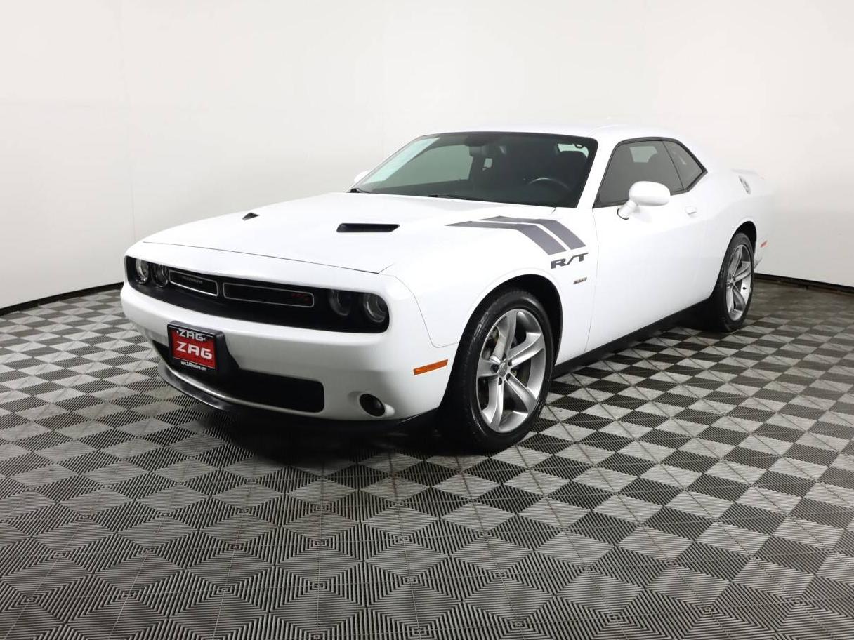 DODGE CHALLENGER 2015 2C3CDZAT1FH727218 image