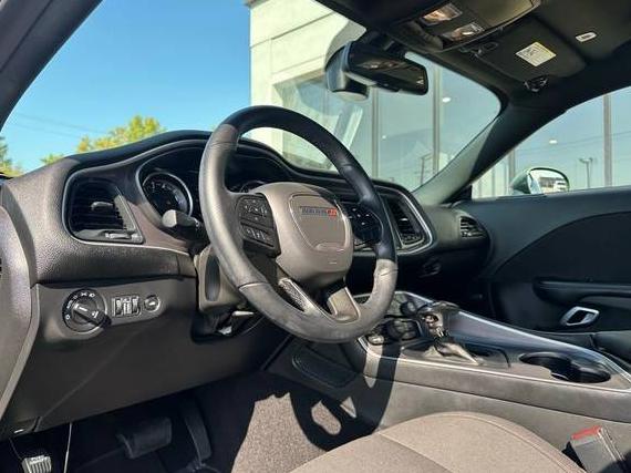 DODGE CHALLENGER 2022 2C3CDZKGXNH137857 image DODGE CHALLENGER 2022 2C3CDZKGXNH137857 image