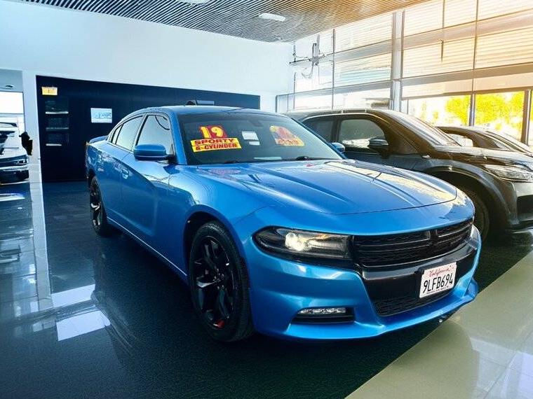 DODGE CHARGER 2019 2C3CDXBGXKH730196 image