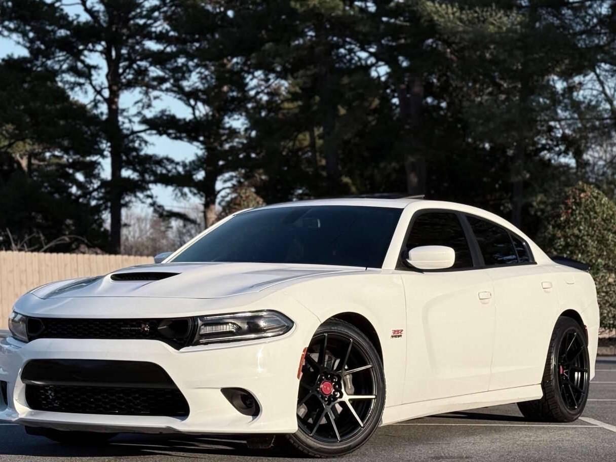 DODGE CHARGER 2019 2C3CDXGJ1KH679689 image