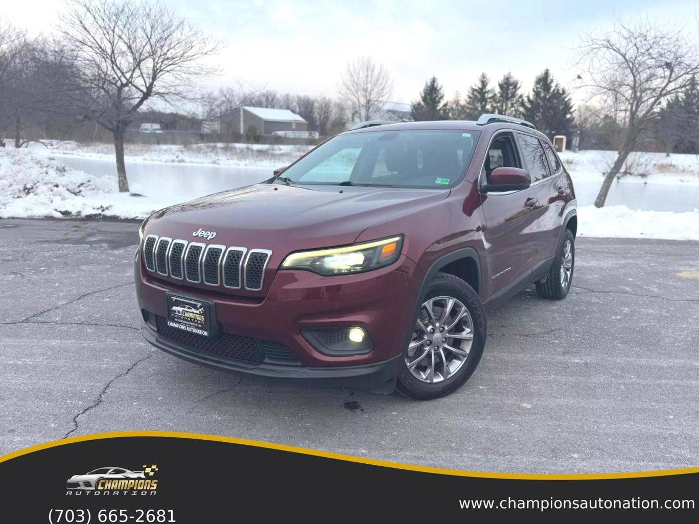 JEEP CHEROKEE 2019 1C4PJLLB2KD438735 image