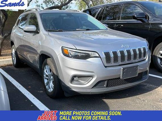 JEEP CHEROKEE 2019 1C4PJLCB1KD486548 image
