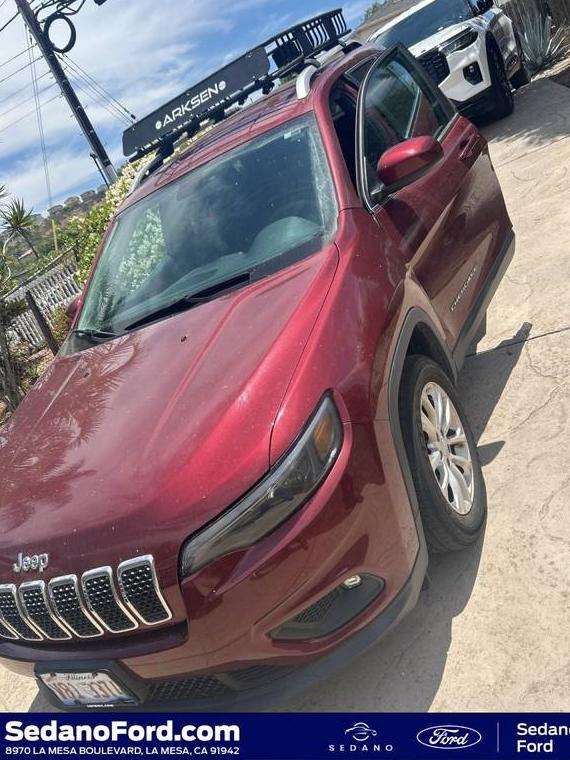 JEEP CHEROKEE 2019 1C4PJLCB3KD435083 image
