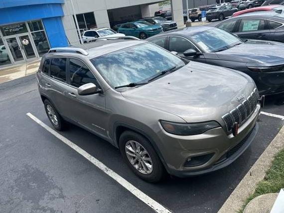JEEP CHEROKEE 2019 1C4PJLLX2KD263902 image