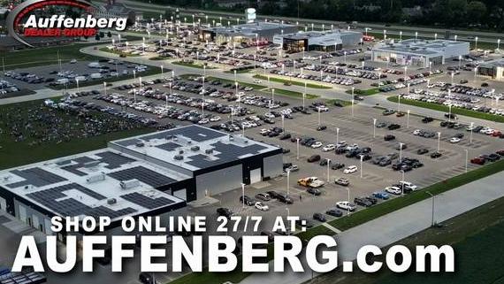 JEEP CHEROKEE 2018 1C4PJMCB1JD617725 image