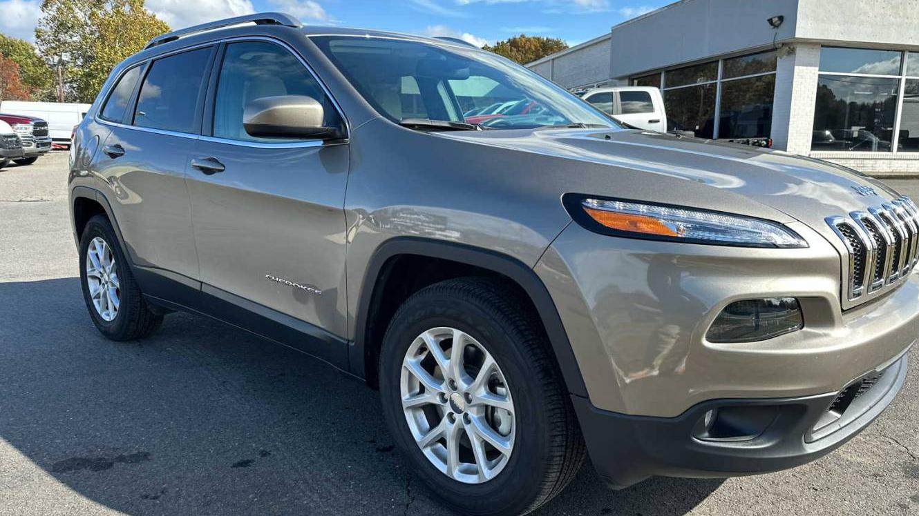 JEEP CHEROKEE 2018 1C4PJMCBXJD570033 image