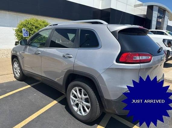 JEEP CHEROKEE 2017 1C4PJMCS0HD220212 image