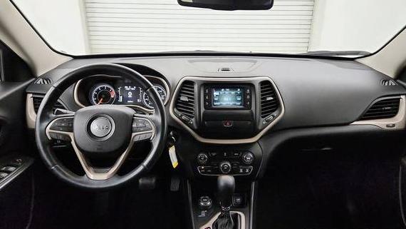 JEEP CHEROKEE 2017 1C4PJMCB3HW511422 image