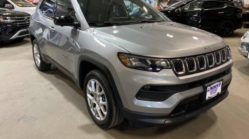 JEEP COMPASS 2023 3C4NJDFN5PT528448 image