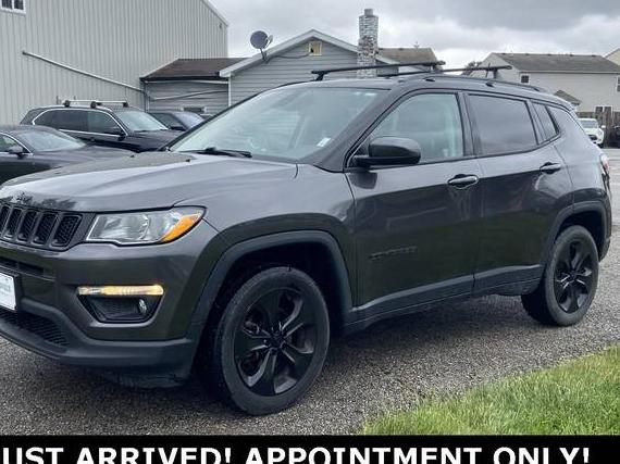 JEEP COMPASS 2019 3C4NJDBB2KT674911 image