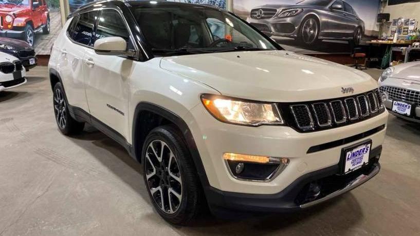 JEEP COMPASS 2019 3C4NJDCB6KT617643 image